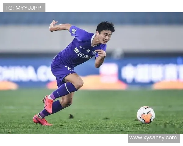 转会市场新风潮揭秘 球员流动趋势与各大俱乐部策略分析